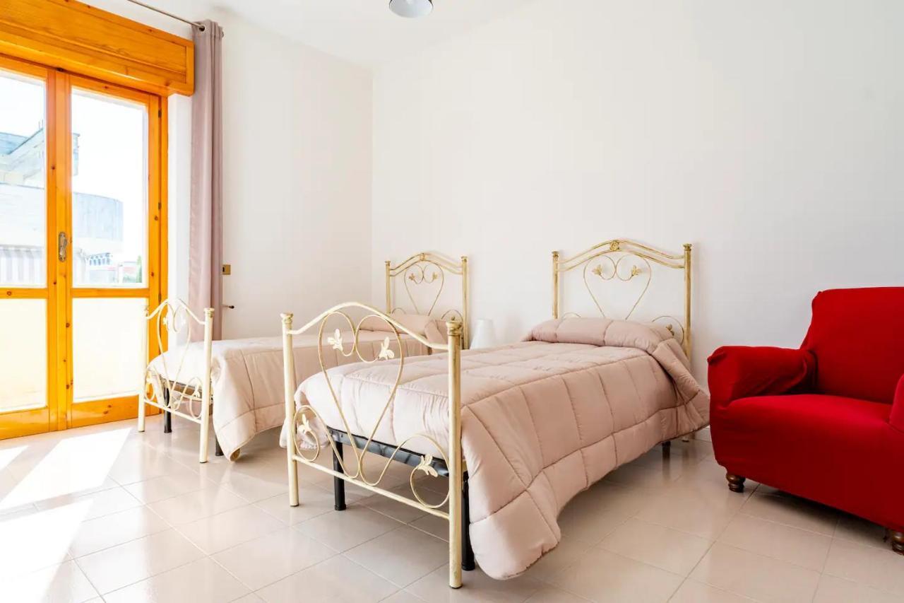 "Le Camere Di Beppe", Ampio E Luminoso Appartamento A Lecce Extérieur photo